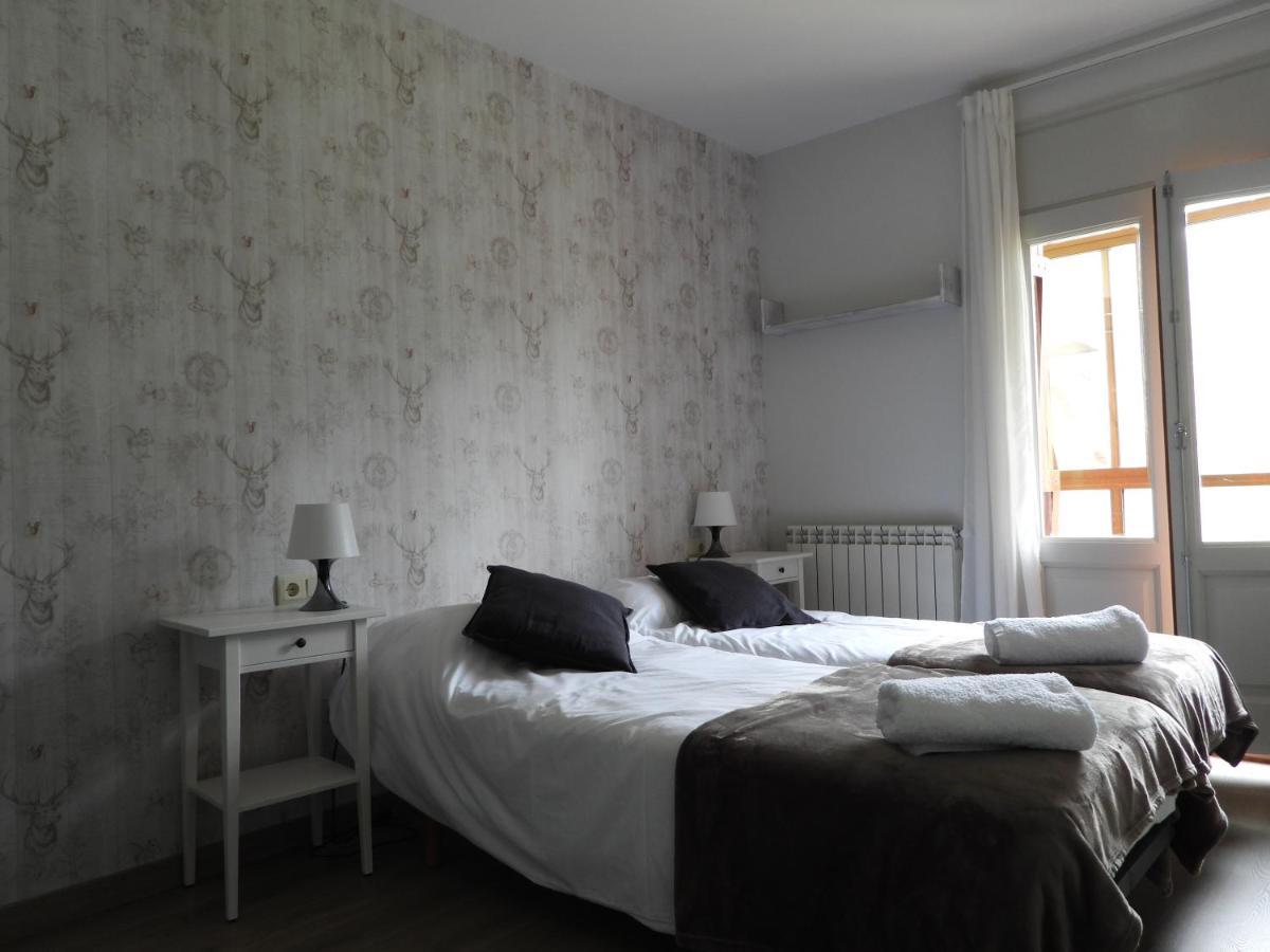 Bassiero Apartament Эстерри-д'Анеу Экстерьер фото